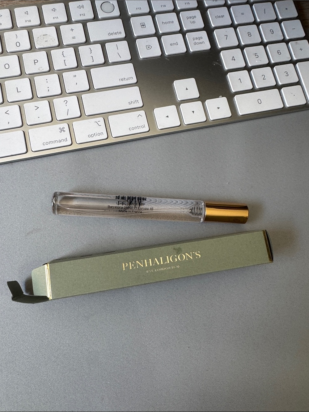 Fragrance Sample/Perfume Roller